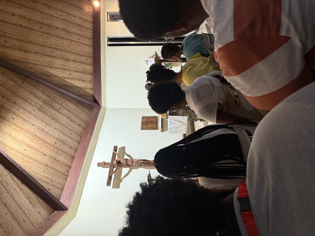 Adoration devant le Saint-Sacrement
